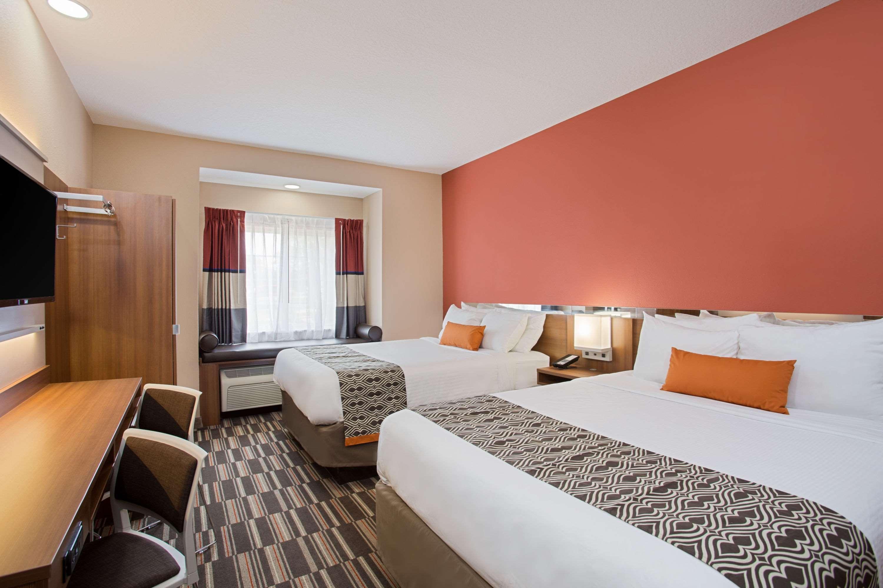 Microtel Inn & Suites By Wyndham Walterboro Exterior photo
